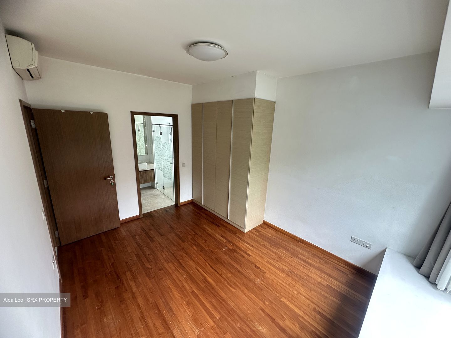 Waterfront Waves (D16), Condominium #564247351
